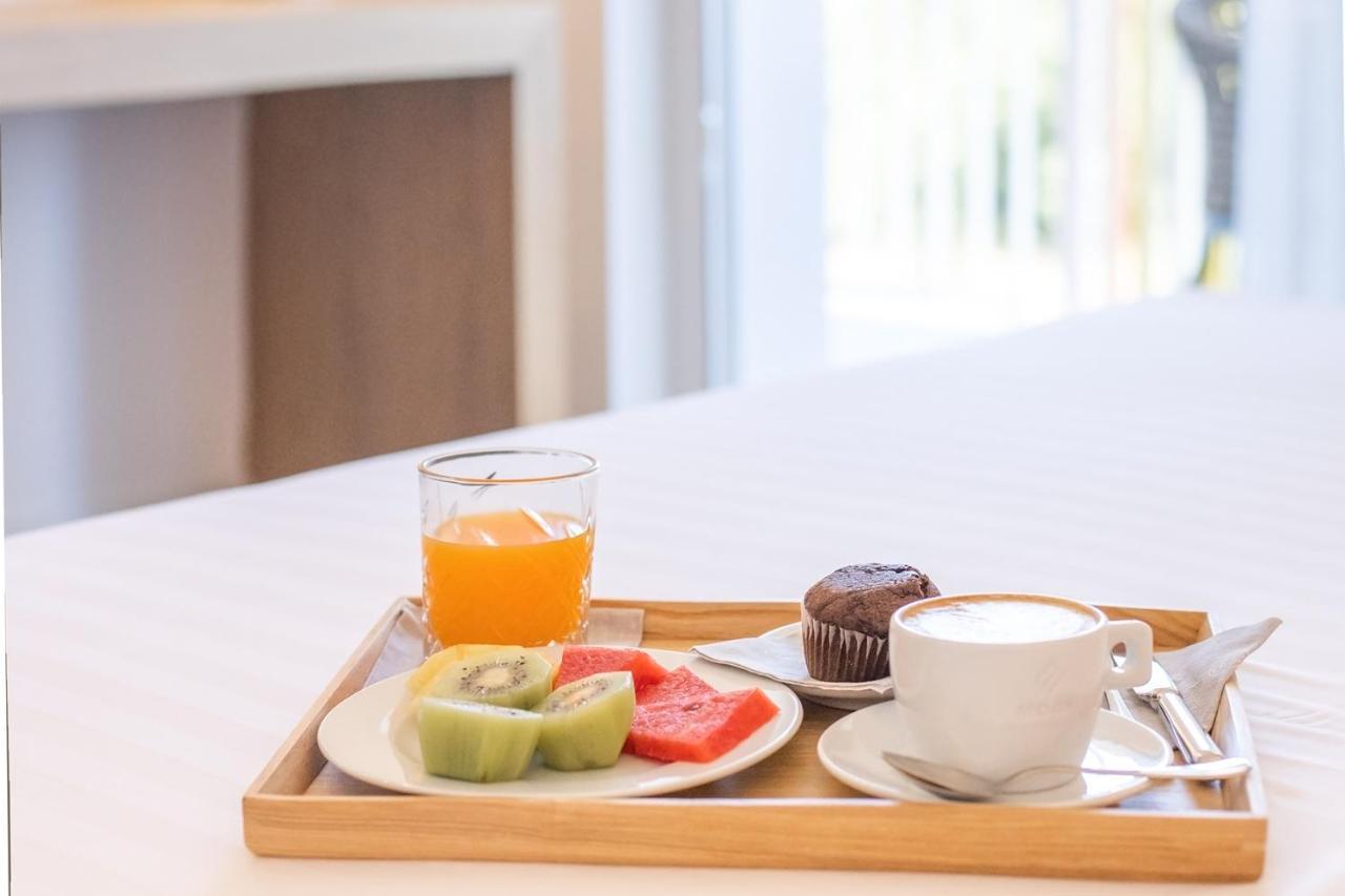 Felix Hotels - Hotel Felix Olbia Exteriör bild